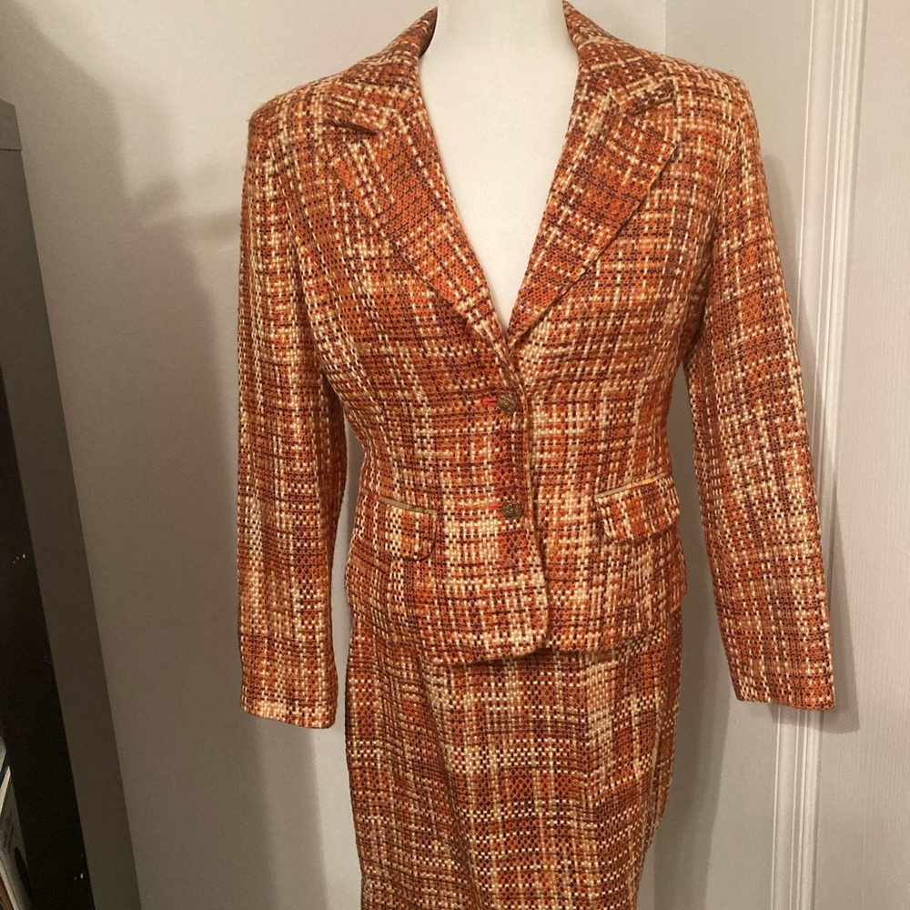 Signature by Larry Levine 2 piece suit